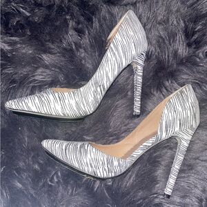 JustFab Allegra 4.5” Heels